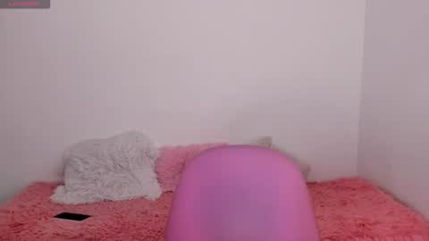Snapshot of shelly_rohades chatting on July 10, 2:38 am online show from July 10, 2:38 am