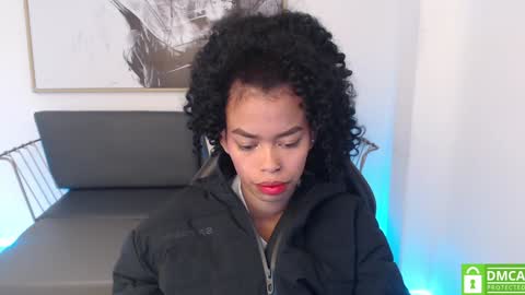 Snapshot of shenna_brunette_ chatting on January 26, 1:04 pm Shenna online show from January 26, 1:04 pm