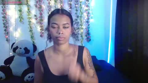 Snapshot of shenna_brunette_ chatting on September 11, 7:03 pm Shenna online show from September 11, 7:03 pm