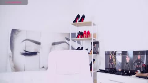 Snapshot of sherlismoon chatting on August 2, 2:04 pm SherlisMoon online show from August 2, 2:04 pm