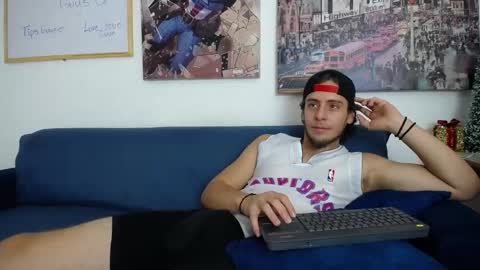 Snapshot of sherlock_holmes_ chatting on December 11, 7:14 pm Sherlock Holmes online show from December 11, 7:14 pm