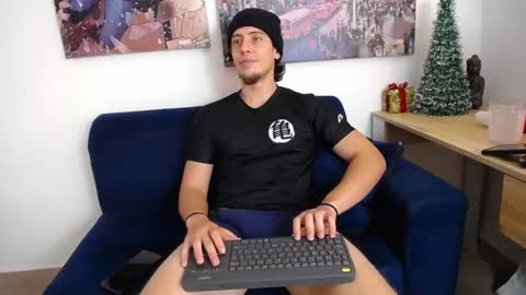 Snapshot of sherlock_holmes_ chatting on December 27, 5:16 pm Sherlock Holmes online show from December 27, 5:16 pm