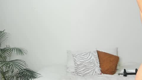 Sherlyn Adams online show from December 22, 6:59 pm