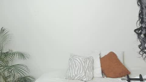 Sherlyn Adams online show from December 24, 12:00 pm