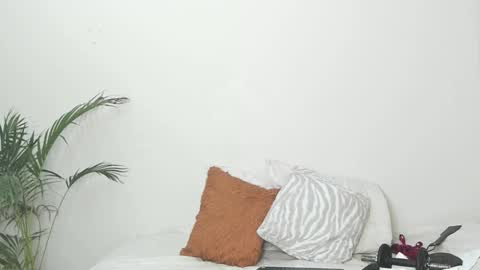 Sherlyn Adams online show from February 2, 10:17 pm