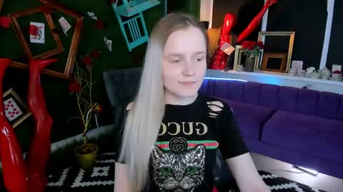 Sweet Sherri online show from May 11, 9:04 am