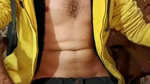 Qais online show from December 9, 2:39 pm