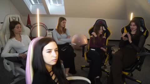 Snapshot of sheryl_elegance chatting on October 2, 10:22 am Sheryl online show from October 2, 10:22 am