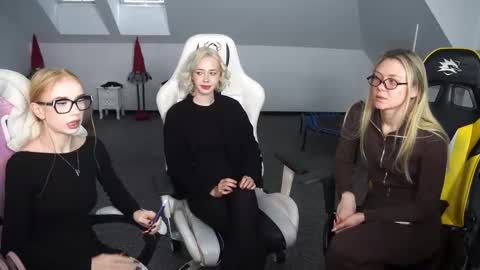 Snapshot of sheryl_elegance chatting on October 16, 10:38 am Sheryl online show from October 16, 10:38 am