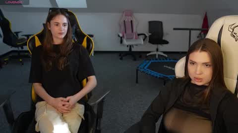 Snapshot of sheryl_elegance chatting on November 1, 12:18 pm Sheryl online show from November 1, 12:18 pm