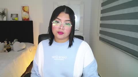 Snapshot of sheryl_stone2 chatting on February 18, 2:49 am Sheryl Stone2 online show from February 18, 2:49 am