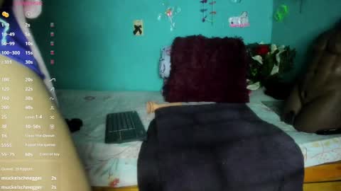 Snapshot of sherylov chatting on April 23, 12:29 pm Shera Hade online show from April 23, 12:29 pm