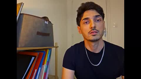 Snapshot of shhervin chatting on April 1, 12:33 am shhervin online show from April 1, 12:33 am