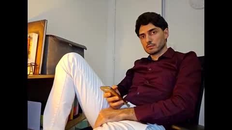 Snapshot of shhervin chatting on May 1, 1:37 pm shhervin online show from May 1, 1:37 pm