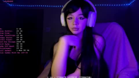 Snapshot of shikott chatting on February 17, 10:16 pm Shiko online show from February 17, 10:16 pm