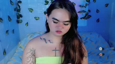 Snapshot of shimilove chatting on January 27, 3:04 am shimilove online show from January 27, 3:04 am