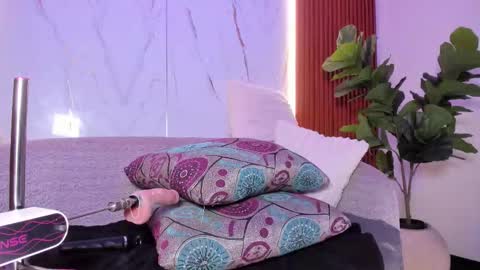 Shine online show from February 7, 3:10 am