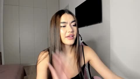 Shineel online show from March 6, 2:35 pm