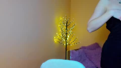 Alexis online show from February 22, 9:19 am