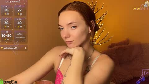 Snapshot of shinelikea_diamond chatting on March 2, 8:59 pm Alexis online show from March 2, 8:59 pm