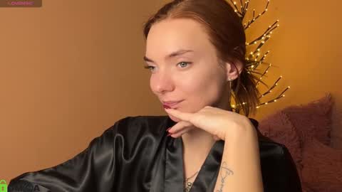 Snapshot of shinelikea_diamond chatting on March 4, 8:26 pm Alexis online show from March 4, 8:26 pm