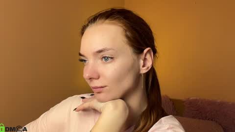 Snapshot of shinelikea_diamond chatting on March 22, 9:23 am Alexis online show from March 22, 9:23 am