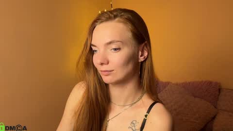 Snapshot of shinelikea_diamond chatting on April 3, 6:06 pm Alexis online show from April 3, 6:06 pm