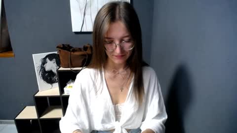 Snapshot of shining_pearl chatting on July 14, 6:29 am Jesica online show from July 14, 6:29 am
