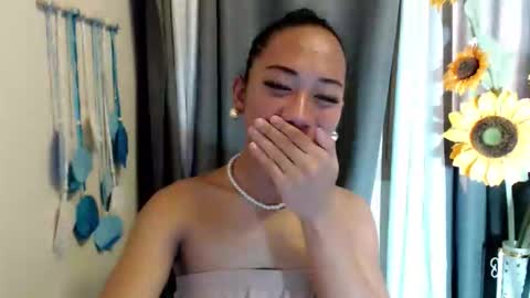 Snapshot of shira_cutttiebigcock chatting on April 28, 6:18 am shira_cutttiebigcock online show from April 28, 6:18 am