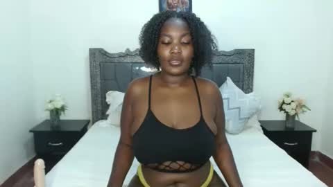 Snapshot of shiratie chatting on April 29, 5:52 pm Shirat online show from April 29, 5:52 pm