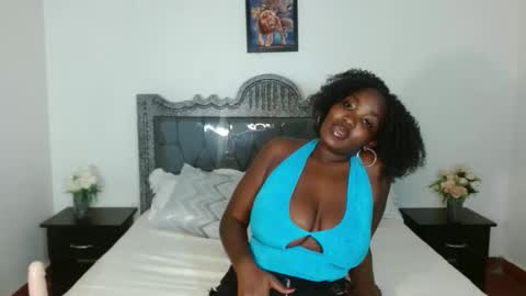 Snapshot of shiratie chatting on April 30, 8:57 pm Shirat online show from April 30, 8:57 pm