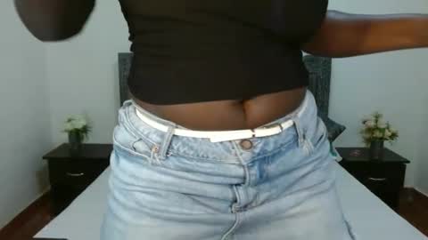 Snapshot of shiratie chatting on May 2, 5:07 pm Shirat online show from May 2, 5:07 pm