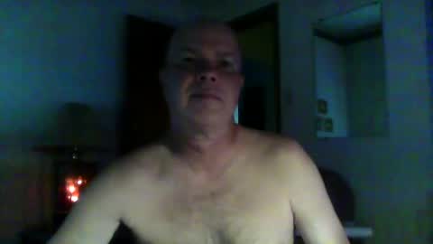 Snapshot of shoc09 chatting on September 23, 4:15 am undie lover online show from September 23, 4:15 am