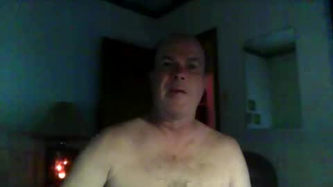Snapshot of shoc09 chatting on October 30, 1:51 am undie lover online show from October 30, 1:51 am