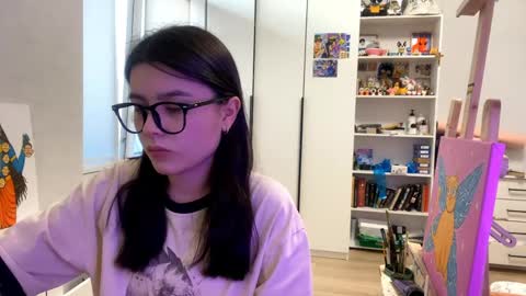 Snapshot of shontagrabowski chatting on May 10, 2:22 pm Marie online show from May 10, 2:22 pm