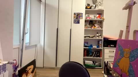 Snapshot of shontagrabowski chatting on May 11, 2:45 pm Marie online show from May 11, 2:45 pm
