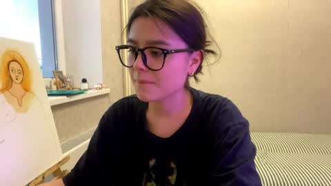 Snapshot of shontagrabowski chatting on May 24, 2:22 pm Marie online show from May 24, 2:22 pm