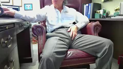 nikolas send dm for an appointment online show from April 7, 2:17 pm