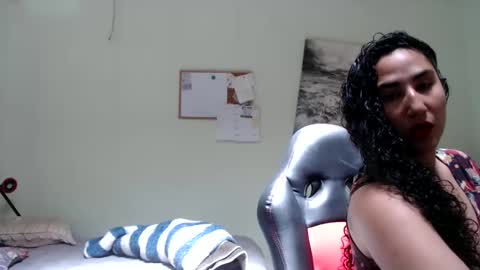 Snapshot of shopia_scarlet chatting on September 9, 3:22 pm Sofia online show from September 9, 3:22 pm