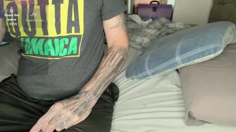 showofjay online show from April 10, 4:01 pm