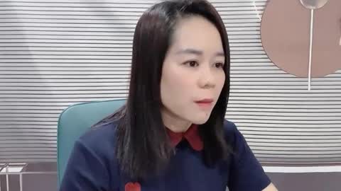 Snapshot of shshiko chatting on May 18, 1:02 am Hua yi online show from May 18, 1:02 am