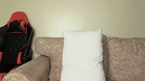 EVA online show from March 16, 11:31 pm