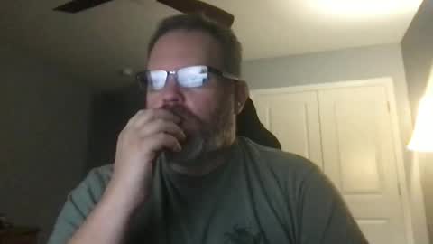 shughes740 online show from October 30, 12:01 am