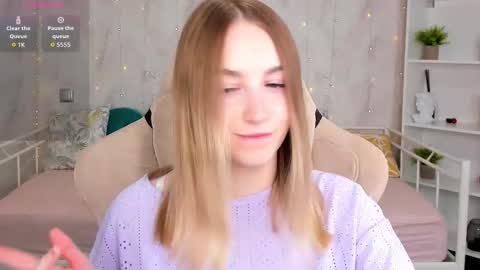 Polly online show from March 13, 12:39 am