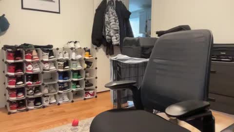 Snapshot of shy_asian_guy01 chatting on February 13, 10:54 pm Chris online show from February 13, 10:54 pm