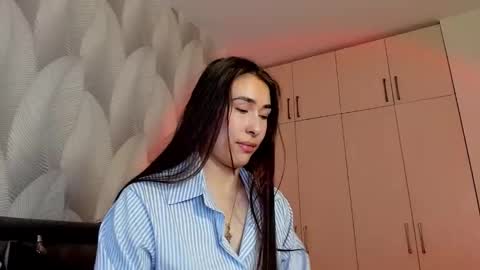 Mika online show from February 18, 2:51 am