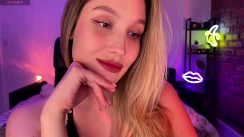 Alice online show from September 11, 11:38 pm