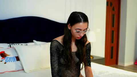 Snapshot of shy_eveline chatting on July 20, 4:38 am shy_eveline online show from July 20, 4:38 am