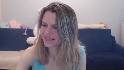 Snapshot of shy_moony chatting on February 24, 4:05 pm just Alex online show from February 24, 4:05 pm