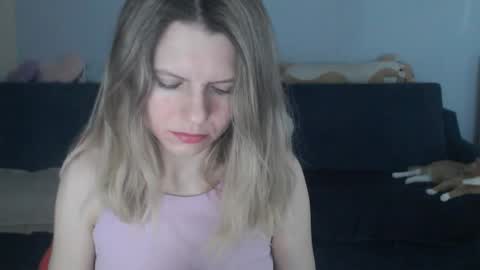 Snapshot of shy_moony chatting on March 13, 10:27 pm just Alex online show from March 13, 10:27 pm